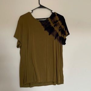 Joy Lab green and navy top